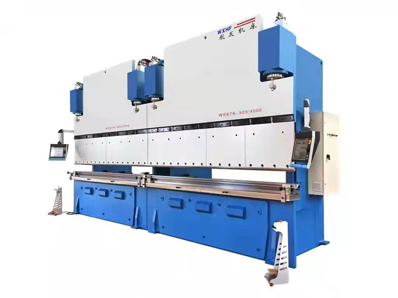 電液伺服數(shù)控折彎機(jī)雙機(jī)聯(lián)動WE67K-500T4000.jpg